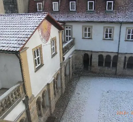 Arkadenhotel Im Kloster 3*