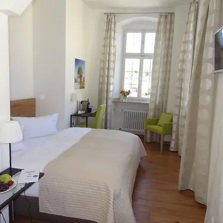 Arkadenhotel Im Kloster 호텔 3*